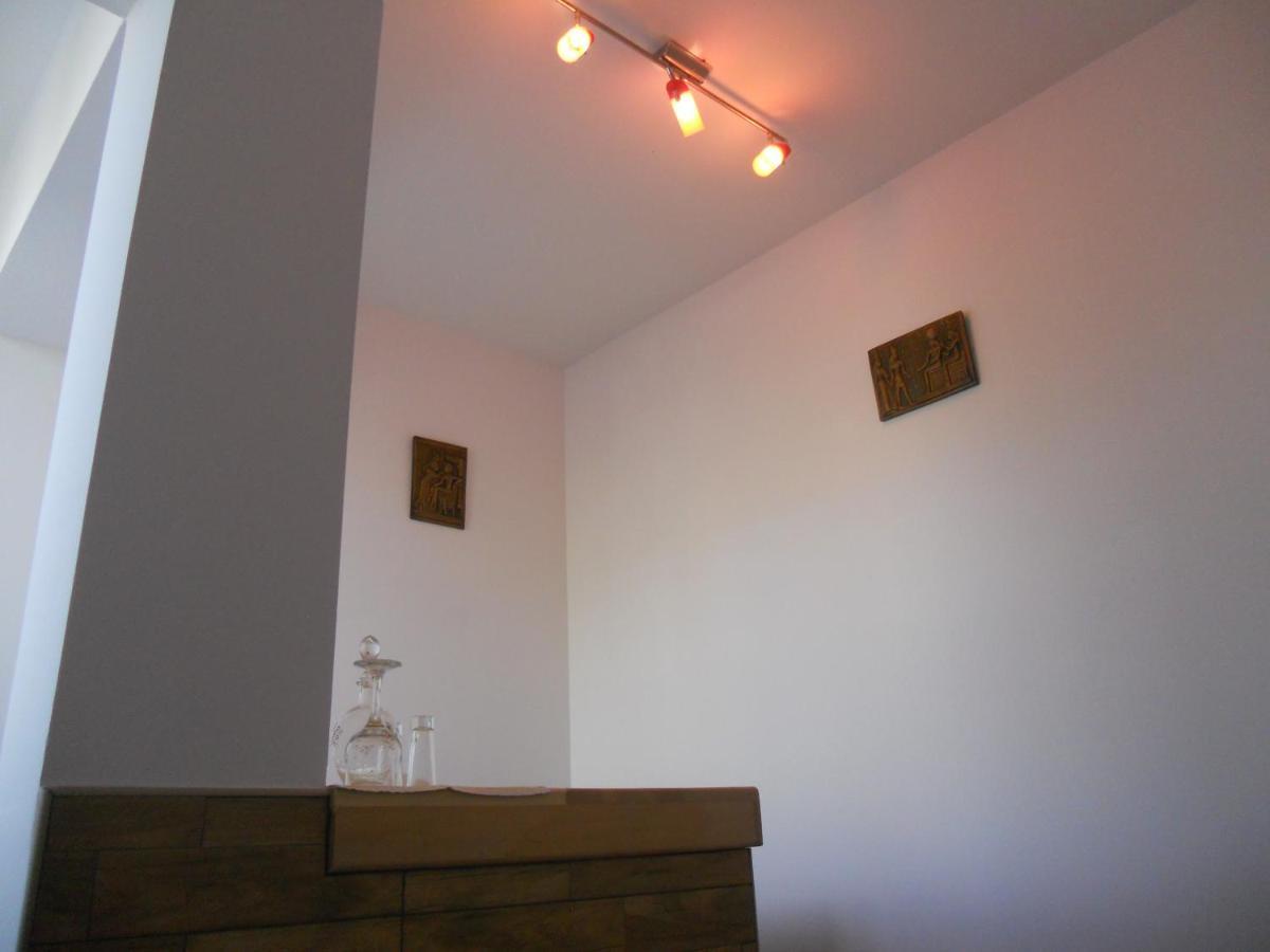 Apartmani Bonaca U Centru Niksica Exterior foto